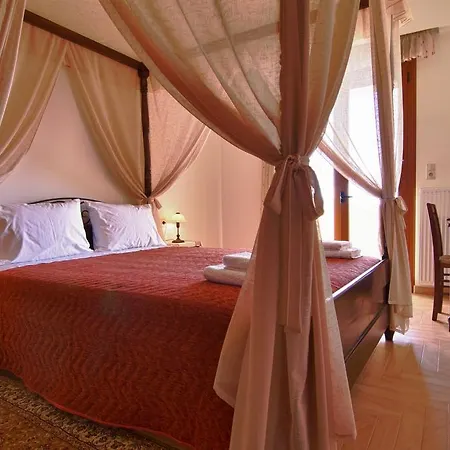 Petrochori ApartHotel *